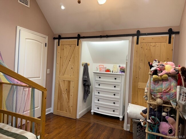 Building Photo - 48 Jefferson Rd