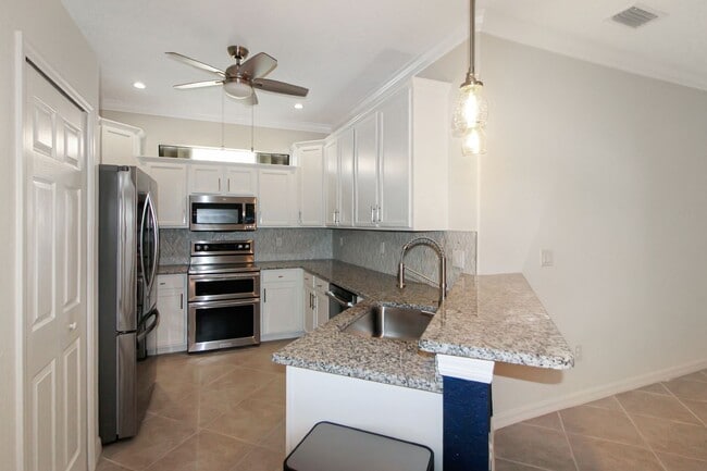 Building Photo - Gran Paradiso Annual Villa for Rent