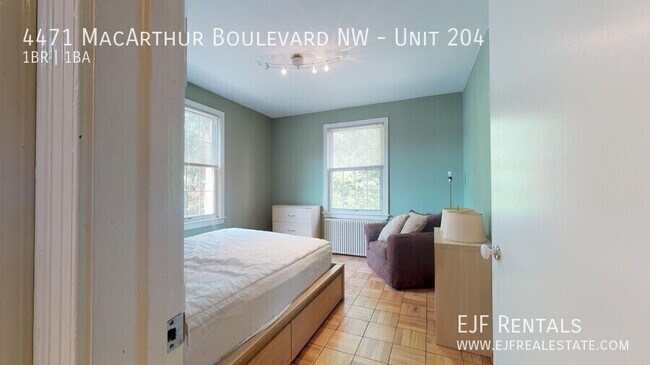 Building Photo - 4471 MacArthur Blvd NW