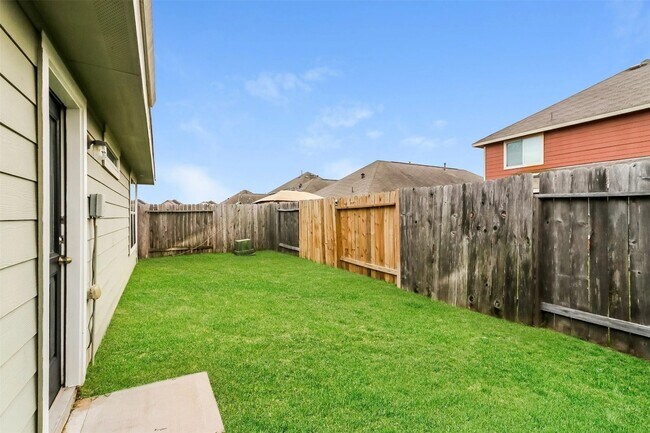 Building Photo - 5435 Latta Plantation Dr