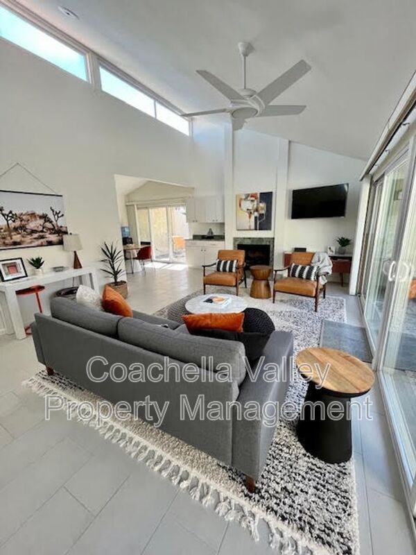 Building Photo - 72730 Mesquite Ct