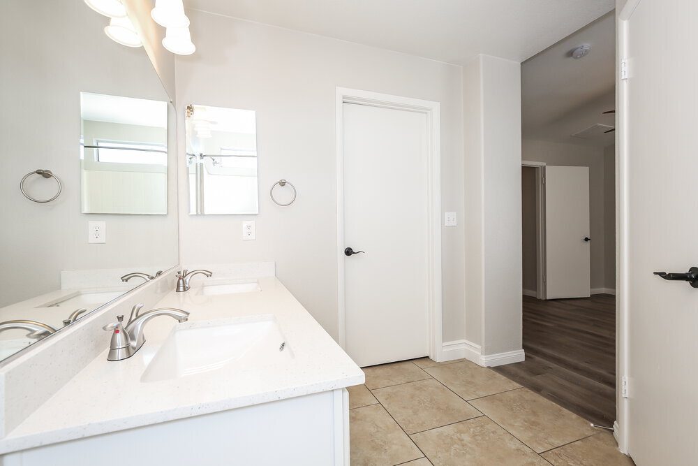 Building Photo - 7909 Rustic Canyon Ct