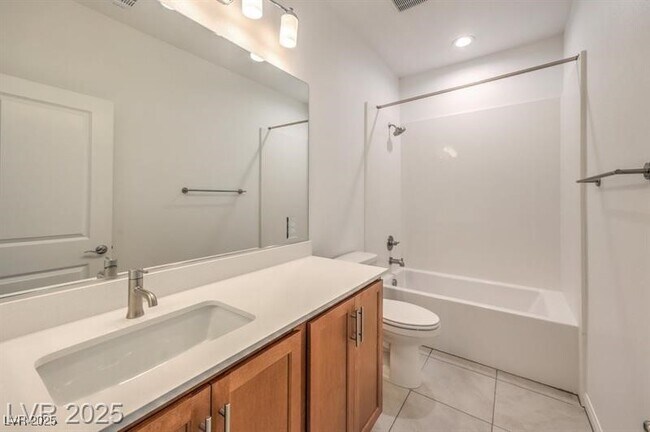 Building Photo - 89 Oratorio Dr