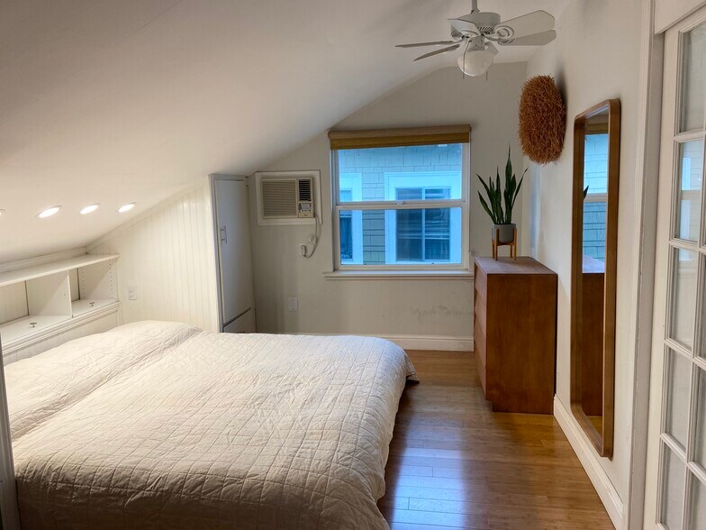 Bedroom - 1610 22nd St