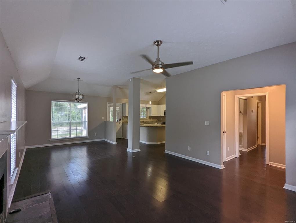 Building Photo - 6513 Sweet Gum Dr