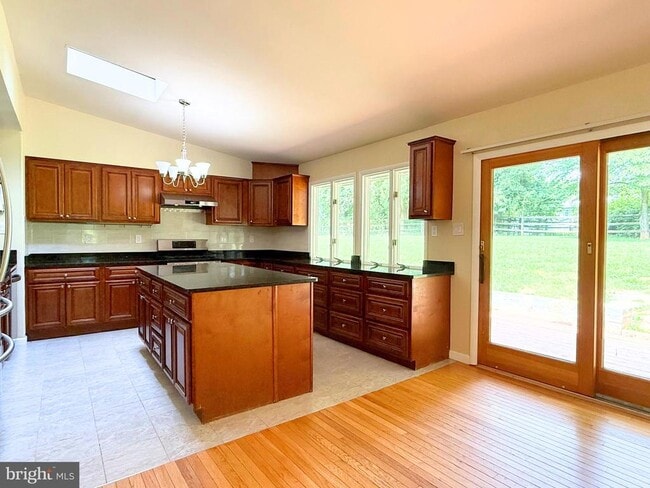 Building Photo - 11505 Alcinda Ln