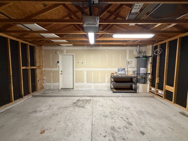 Building Photo - 7704 Woodstar Ave NW