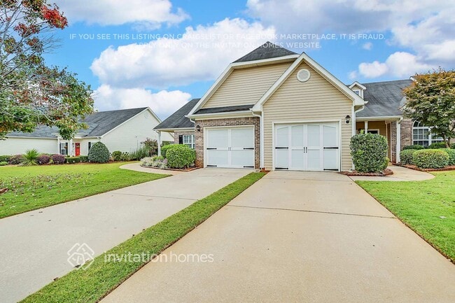 Building Photo - 805 City Park Dr