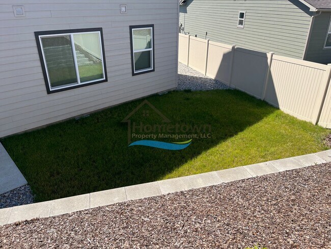 Building Photo - Woodbridge South Home with 4 Bedrooms and 3 Bathrooms in Post Falls build in 2021!