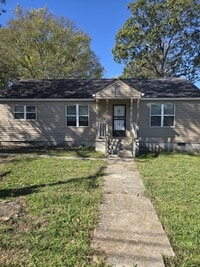 Building Photo - Charming 3 Bedroom in Rossville