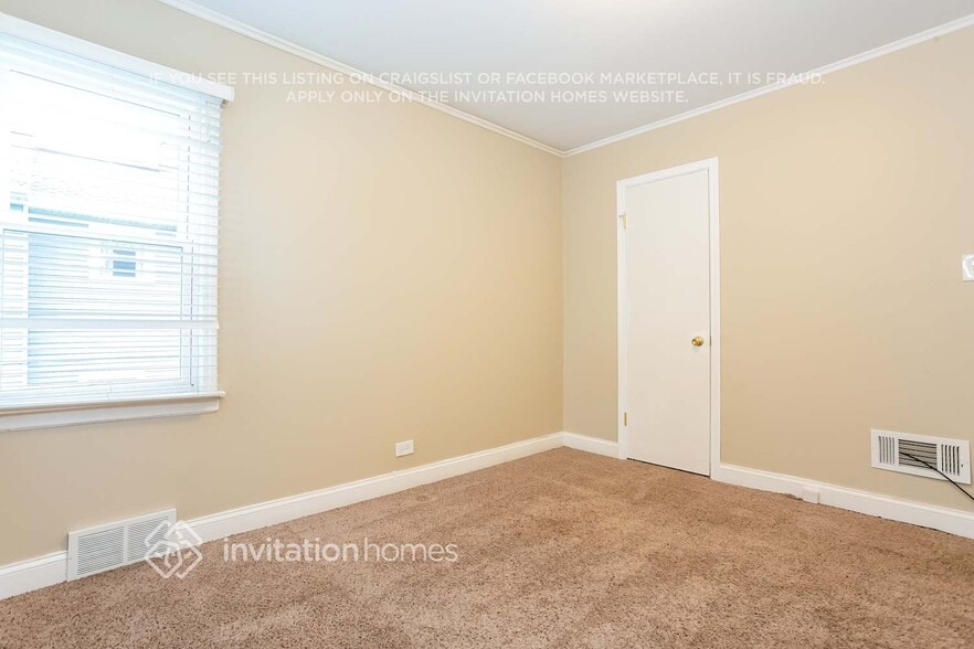 Building Photo - 9344 S 54th Ct