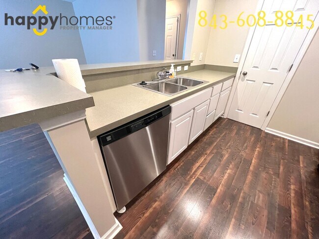 Building Photo - 2 bedroom 2.5 bath home in Goose Creek