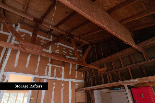 Building Photo - 1815 Randall Rd