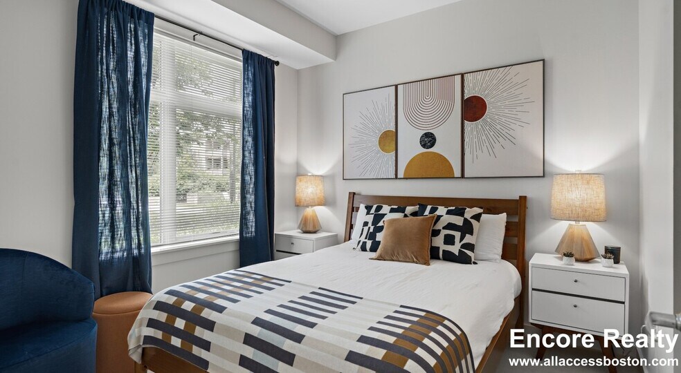 Building Photo - 250 Kendall St