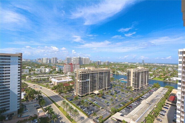Building Photo - 1980 S Ocean Dr