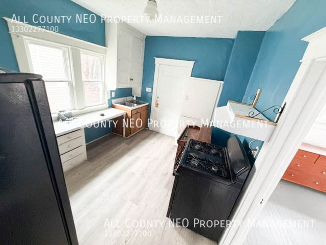 Building Photo - 518 Rentschler St