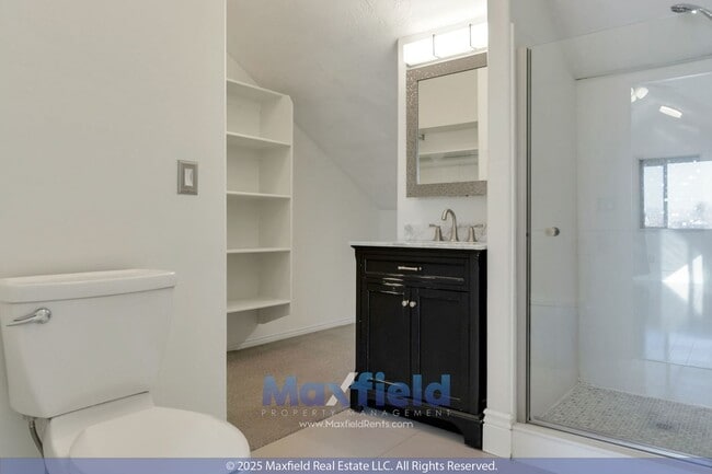 Building Photo - Salt Lake City - 3bd 2bth 3 Storey Home