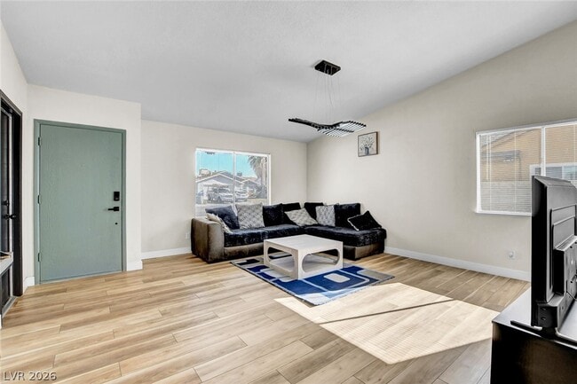 Building Photo - 6009 W Carpenteria Way