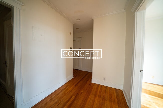 Building Photo - 58 Selkirk Rd