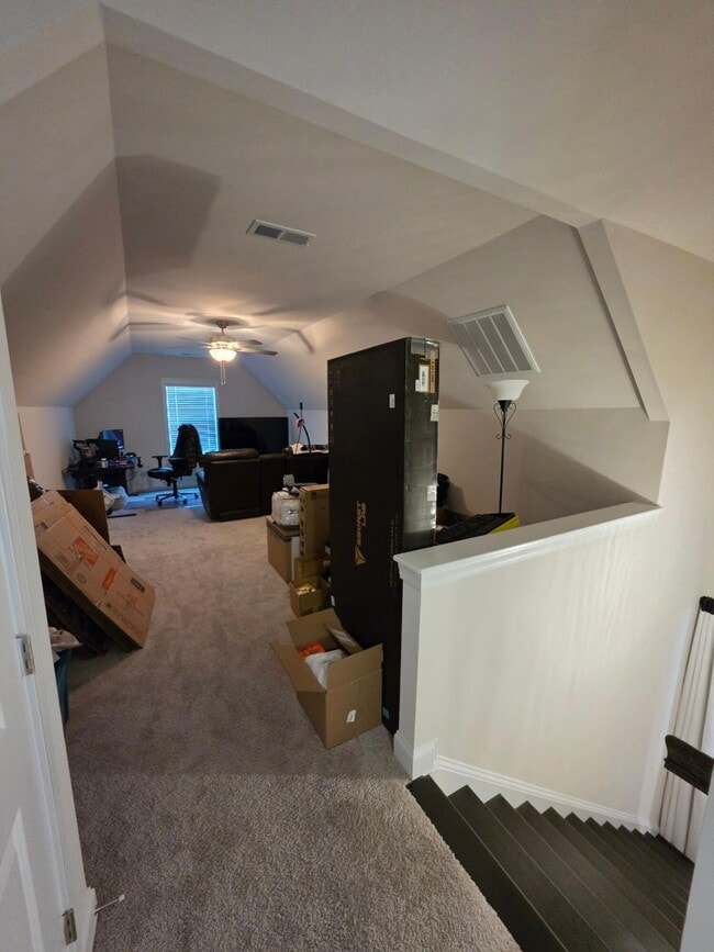 Building Photo - 3360 Rustic Dr