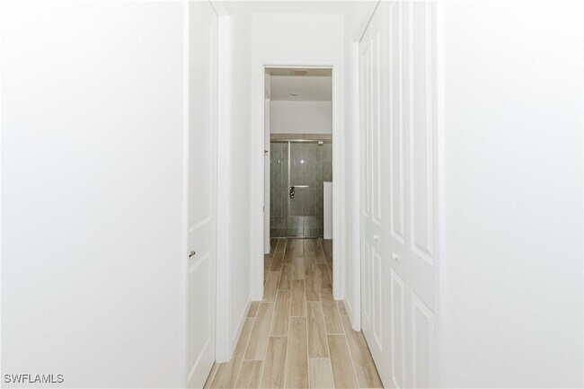 Building Photo - 5947 Sunningdale St