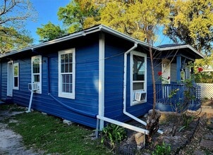 Building Photo - 968 Garapan St