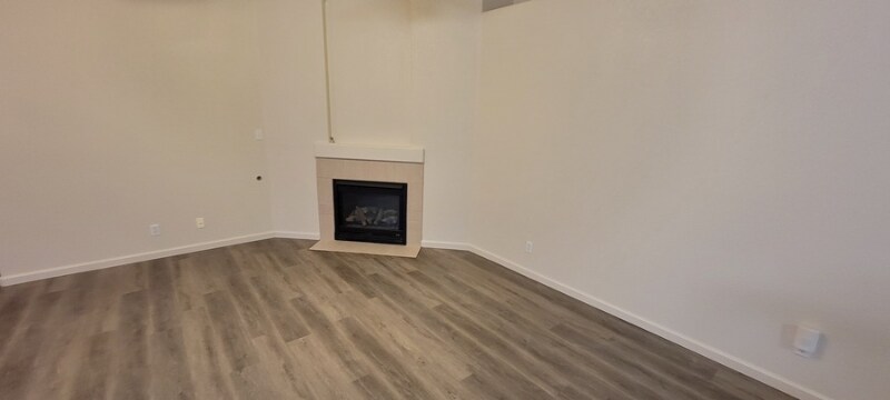 Building Photo - 740 Autumn Meadows Dr