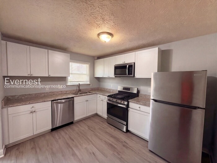 Building Photo - 426 Park Ridge Cir