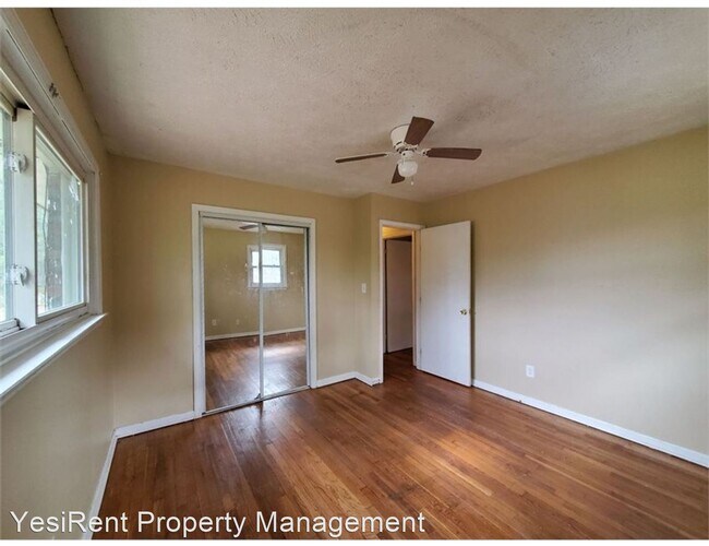 Building Photo - 4 br, 1.5 bath House - 5333 Chantilly Terrace