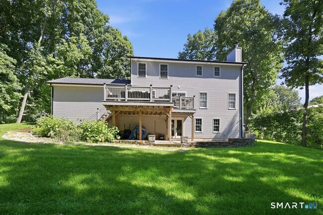 Building Photo - 281 Cameron Dr