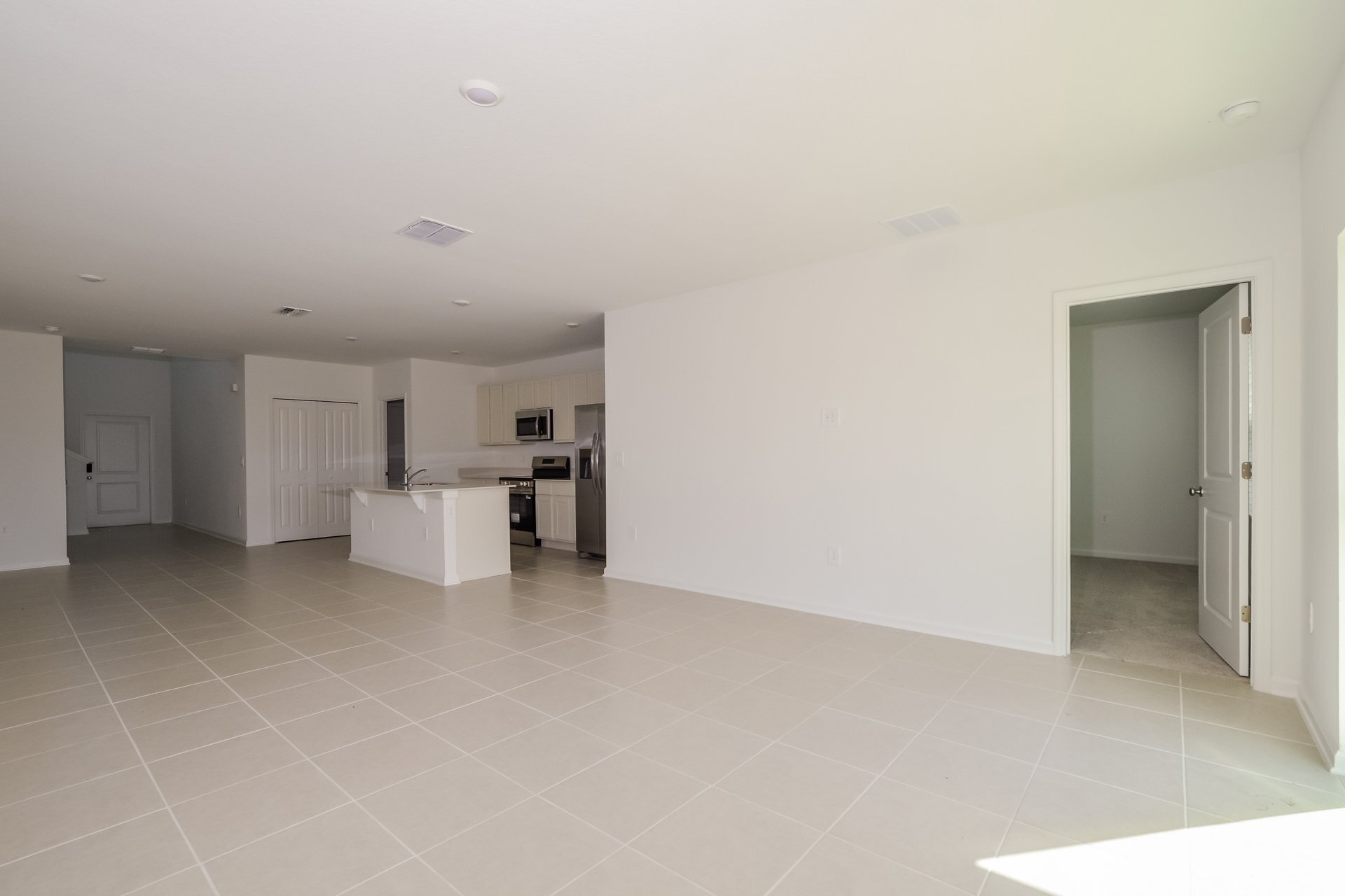 Building Photo - 4409 River Beacon Blvd