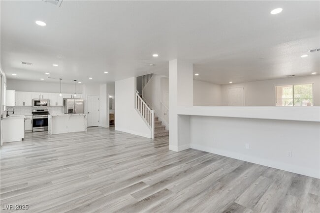 Building Photo - 11057 Village Ridge Ln