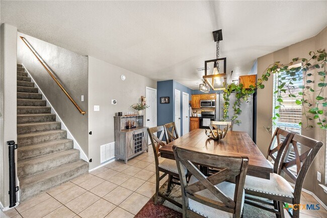 Building Photo - 4103 Dewitt County Ct