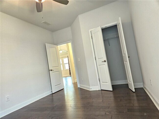 Building Photo - 3748 Heirloom Loop Ct NE