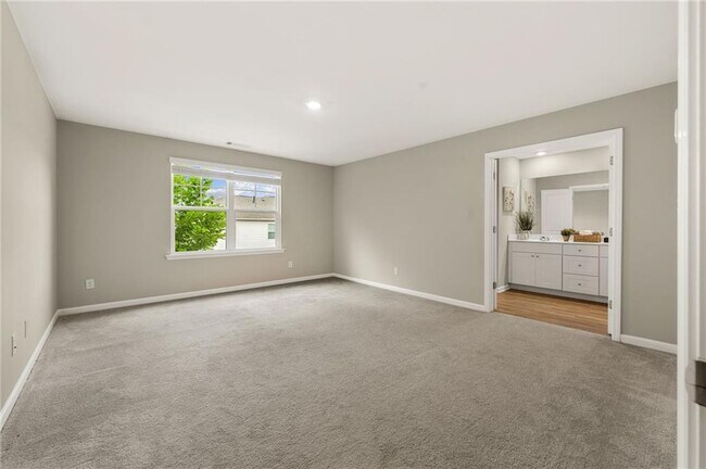 Building Photo - 4335 Magpie Dr