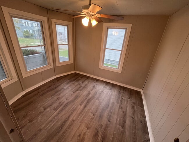 Building Photo - 7006 Worley Ave