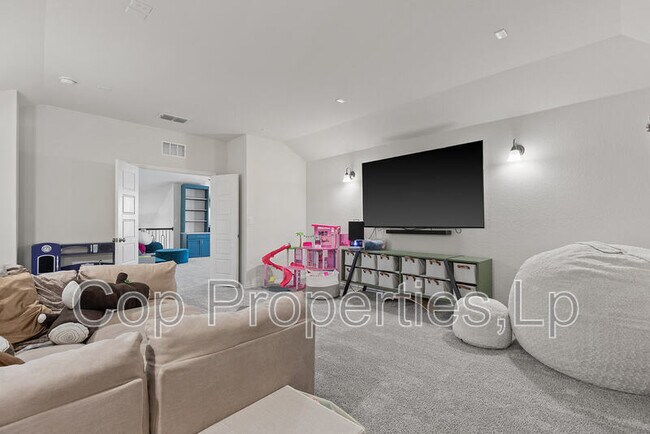 Building Photo - 2259 Gran Cielo Trl