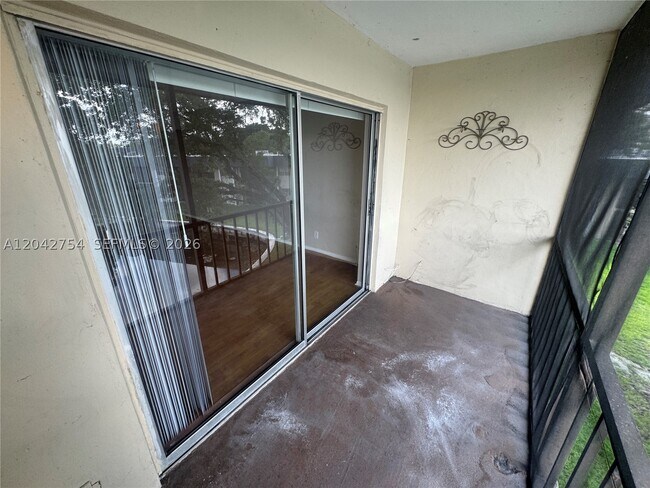 Building Photo - 7910 S Colony Cir