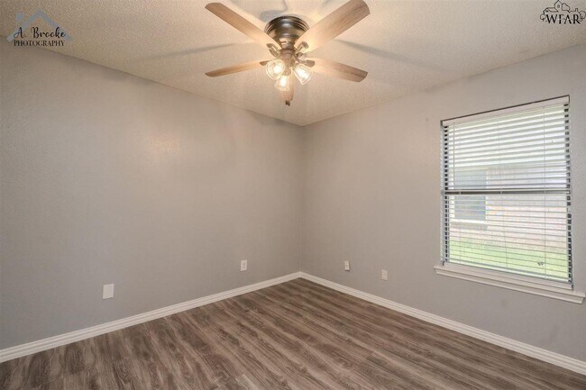 Building Photo - 5412 Blazing Star Ln