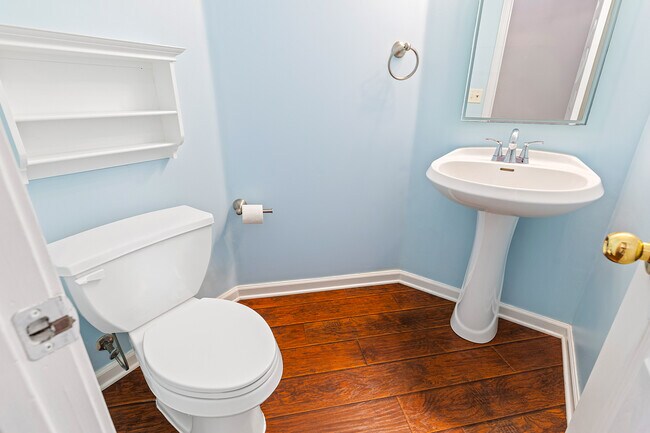 Building Photo - 1940 Bentbrooke Trail