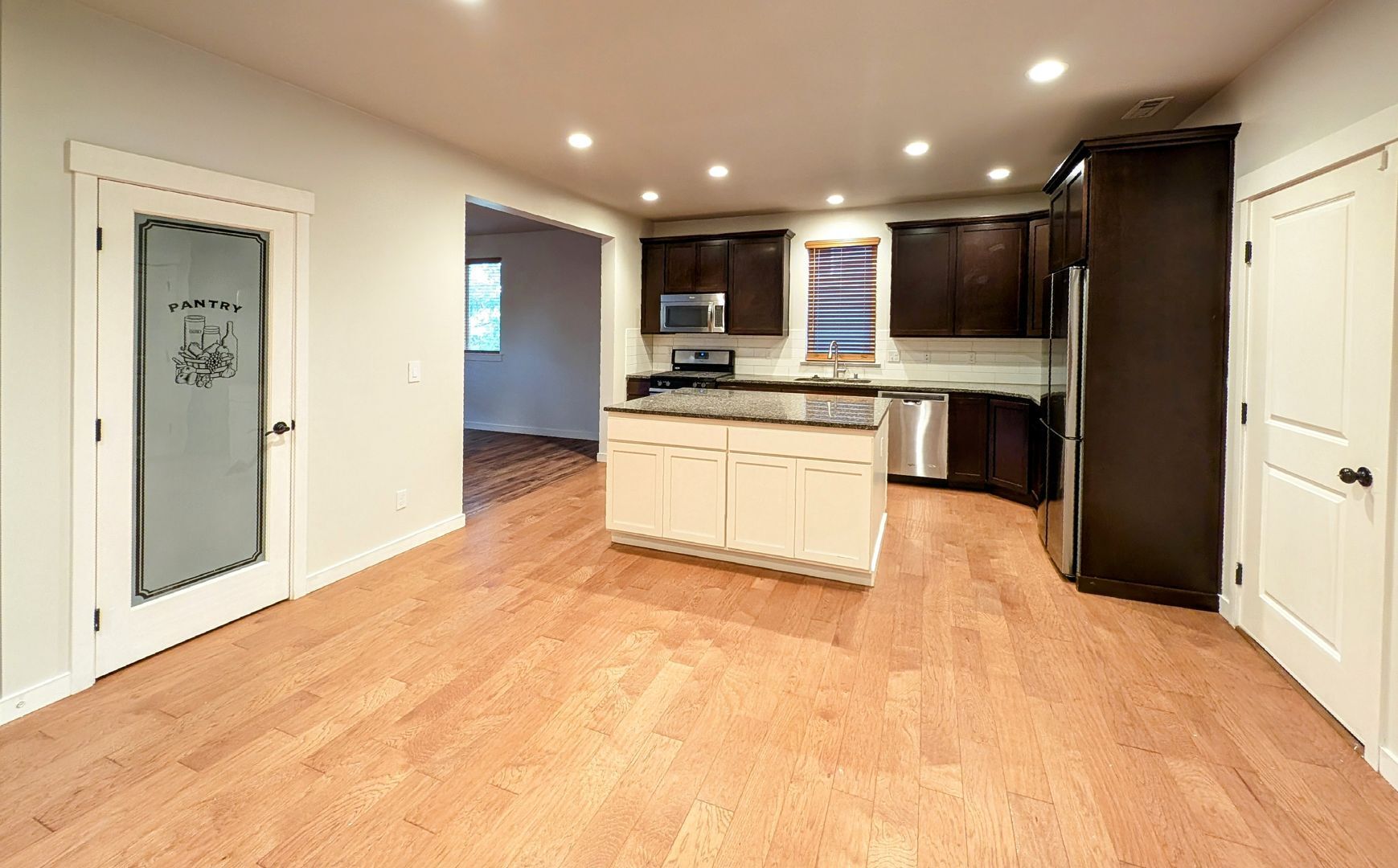 Building Photo - 625 Covington Ave