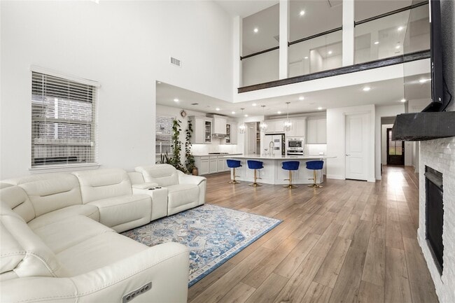 Building Photo - 2213 Cherrybark Trl