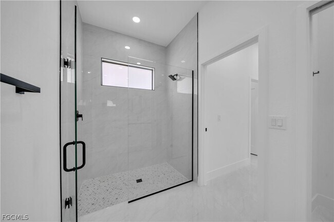 Building Photo - 2700 42nd St W