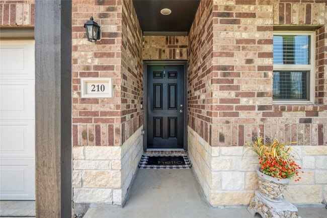Building Photo - 210 Bellewood Mnr Dr