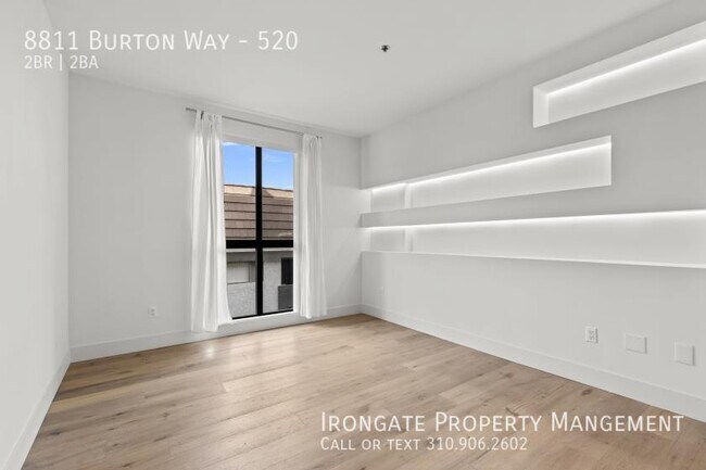 Building Photo - 8811 Burton Way