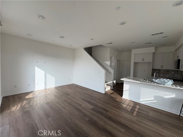 Building Photo - 1368 Anise Wy