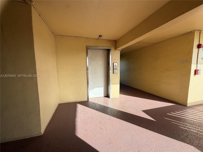 Building Photo - 5890 NW 64th Ave
