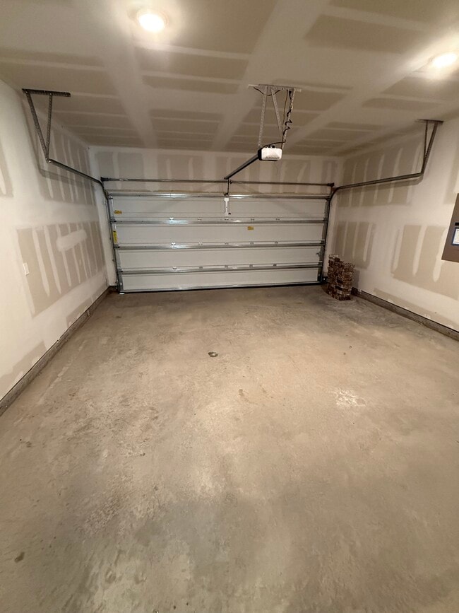 Building Photo - 4703 Stirring Pathway