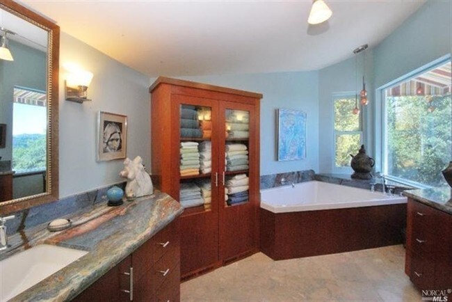 Building Photo - 17389 Gehricke Rd