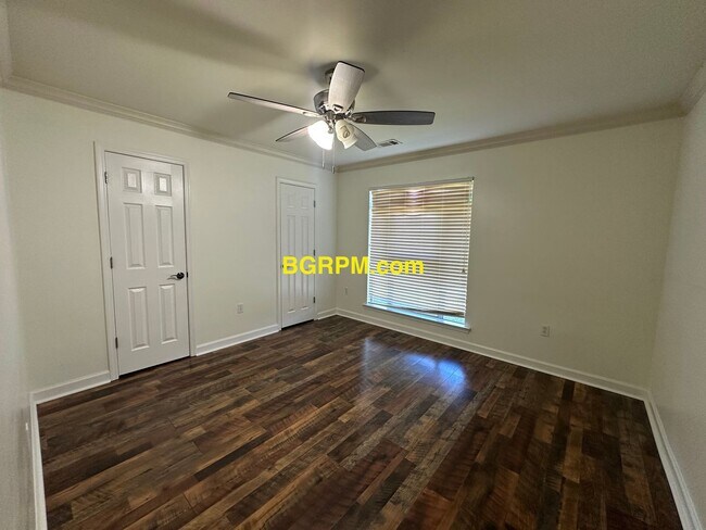 Building Photo - 3 Bed 2 Bath in Jacksonville